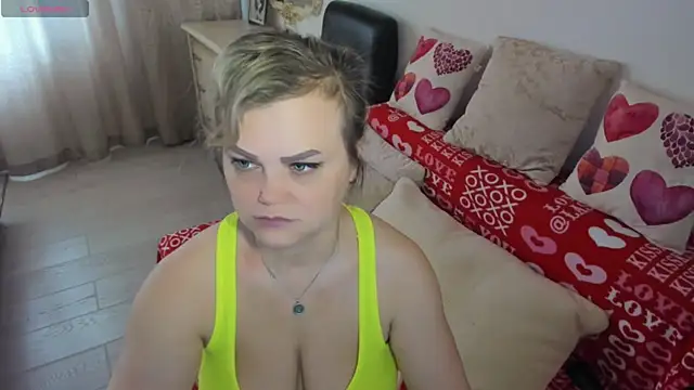 MildMature webcam