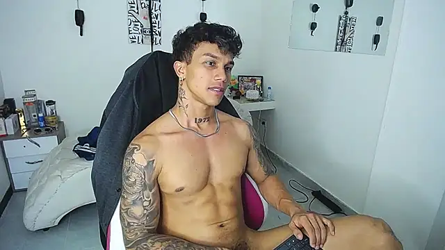Leonard_Price webcam