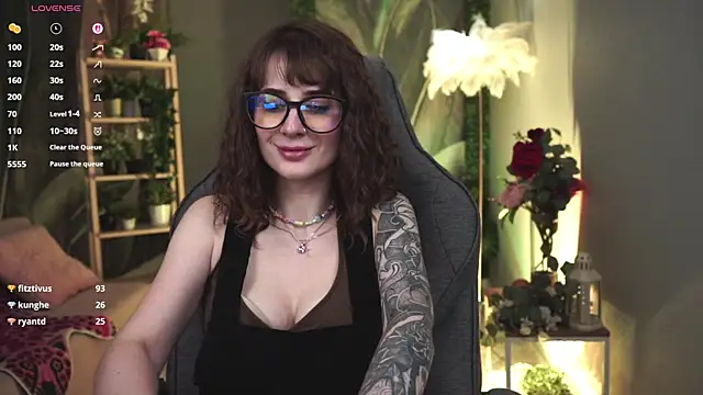 OliviaMcClean webcam
