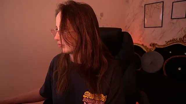 SofieBloom webcam