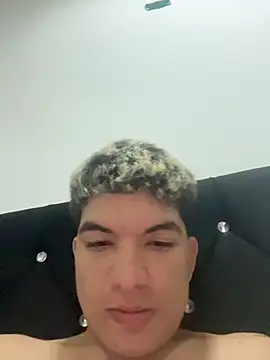 VelvetPassion webcam