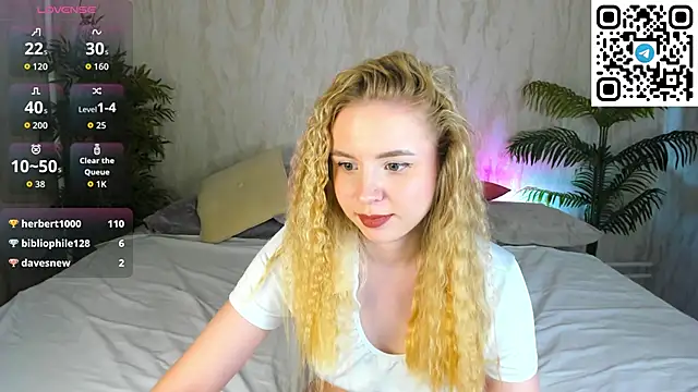 Linda__Bloom webcam