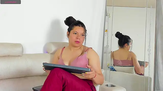 afrodita_rouss1 webcam