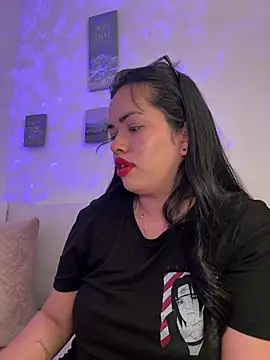 andra_rose webcam