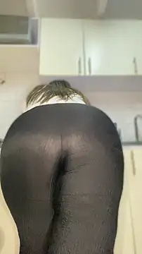 Chloee_Peach webcam
