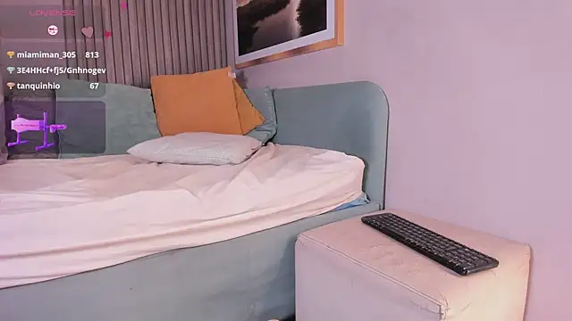 Hailey-Fox webcam