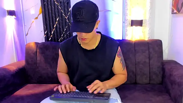 dominic_connor webcam