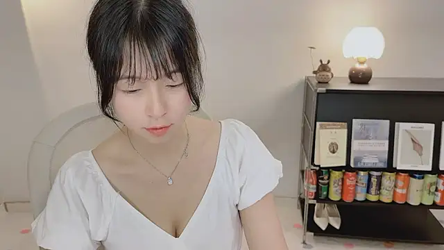 Onechestnut webcam
