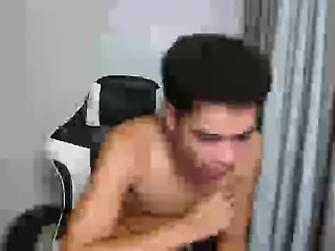 curlyasian_njxx webcam