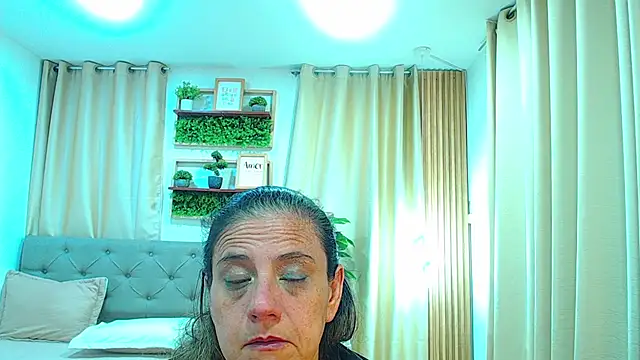 sasi_luna webcam