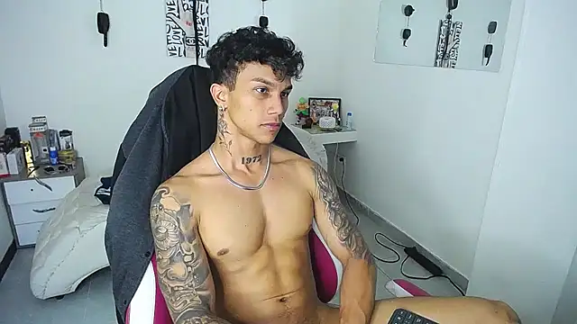 Leonard_Price webcam
