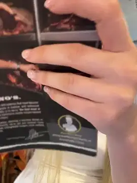 AmmyHot live sex cam