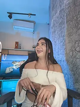 saracaball_ webcam