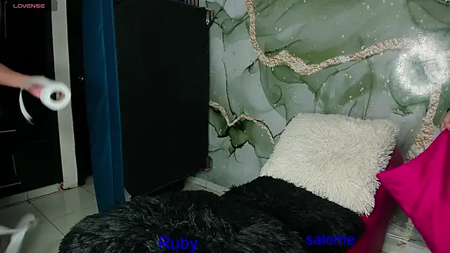 sexy_latinas_69 webcam