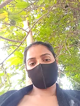 kajalbhabhi44 webcam