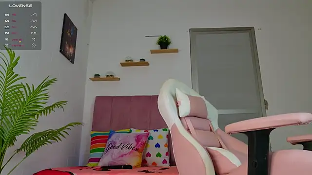 ginny_ross webcam