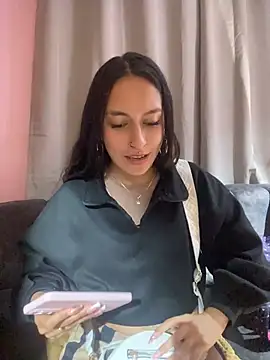 DulceLatinaxo webcam