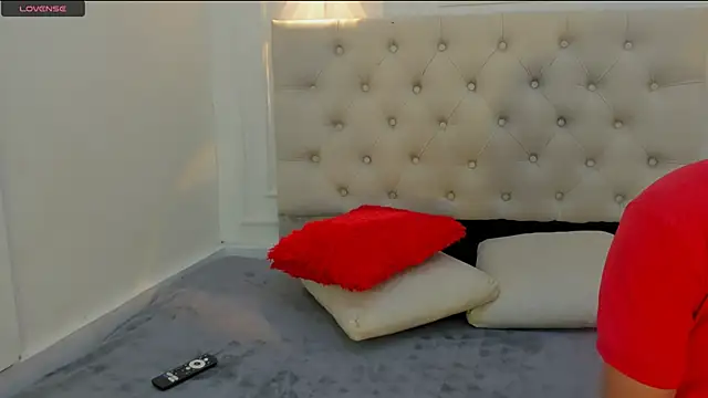 charlotte_dante212 webcam