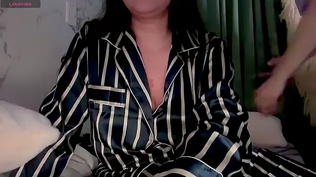 MarcellaGriffin webcam