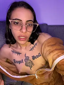 Poison_Ivy_29 webcam