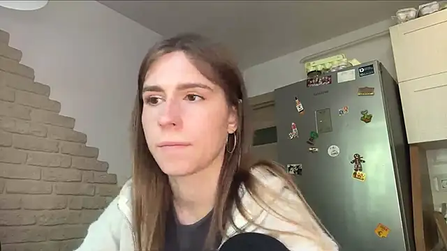 ZaraGuyette webcam