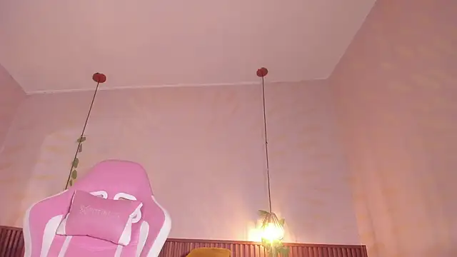 daphne_courtis webcam