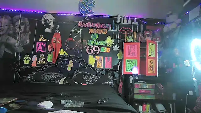 Splash_Queen420 webcam