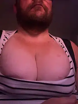 hugemanbreasts webcam
