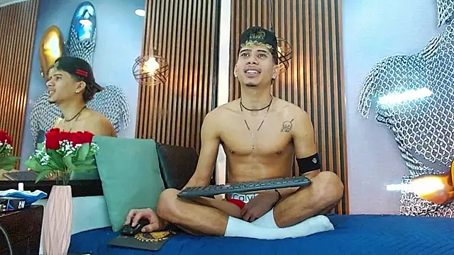 Skinny_cute_Alyer webcam