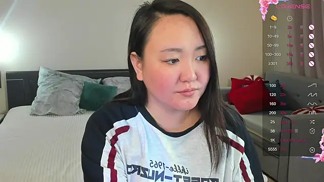 DanielleMullore webcam