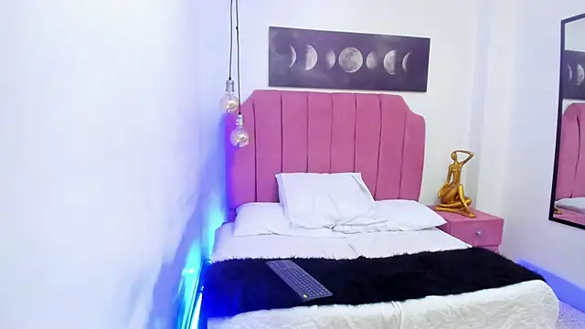 _Scarlet_Velvet webcam