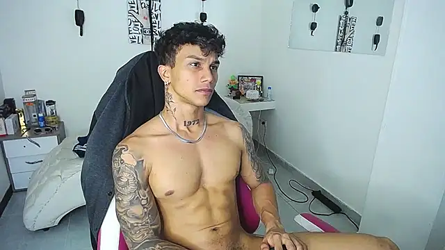 Leonard_Price webcam