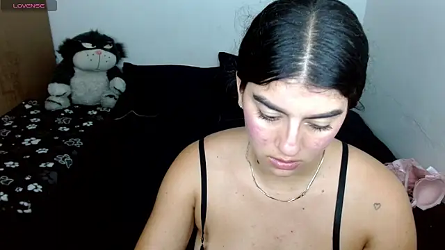 hello_kityy25 webcam