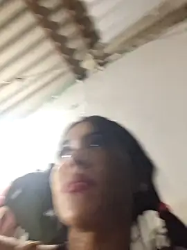 Alannys19 webcam