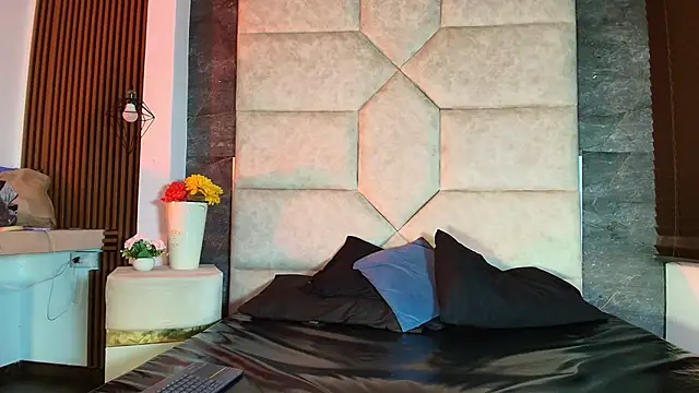MeganEvanss__ webcam