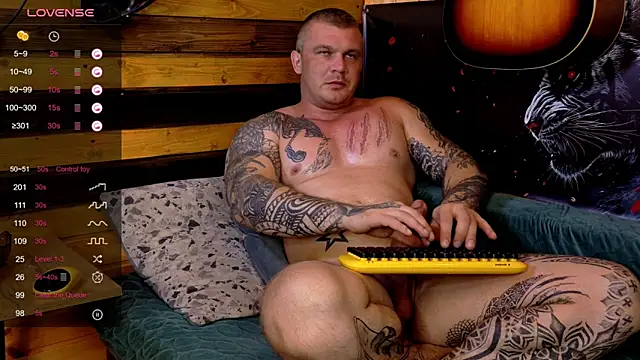 mrrkray - MrrKray's free webcam - UK Sex Cams