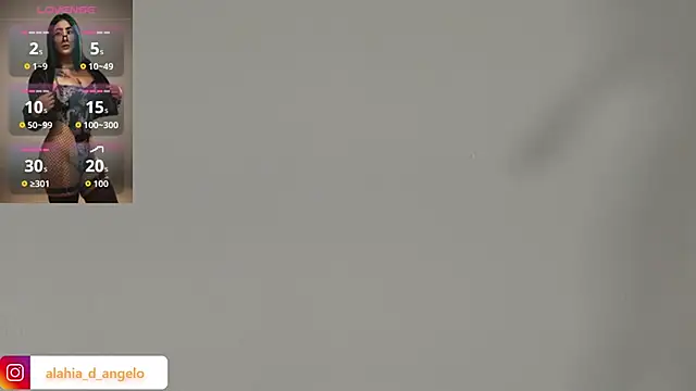 Alahia_Dangelo webcam