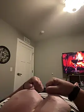 hugemanbreasts webcam