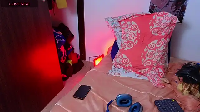 LilithAndJacob webcam