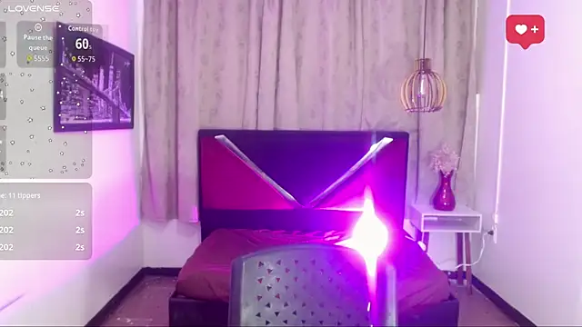 luisa__torres webcam