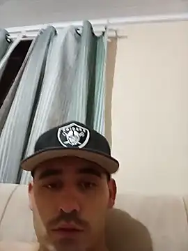 roger2333 webcam