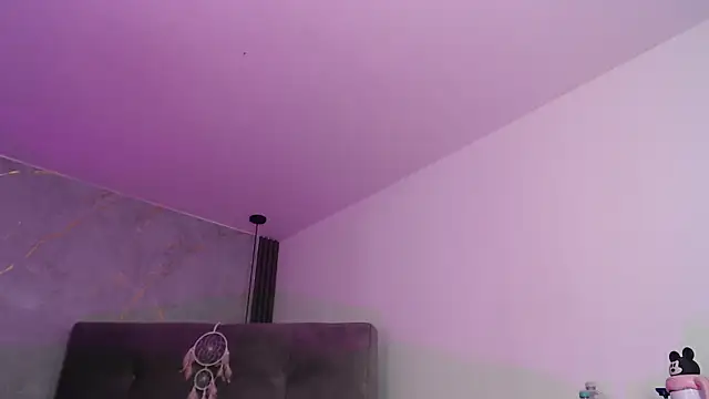 agyness_bell webcam