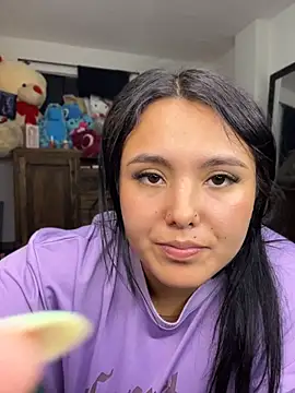 -Mellani- webcam