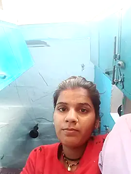 Raveena0990 webcam