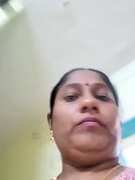 yamini1431 webcam