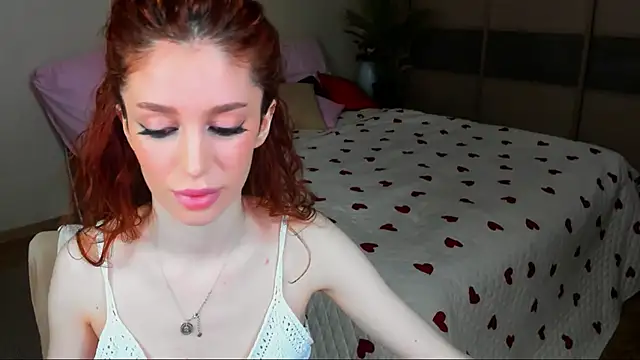 ChristinaConteeree webcam