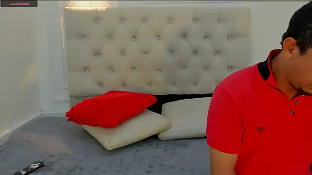 charlotte_dante212 webcam