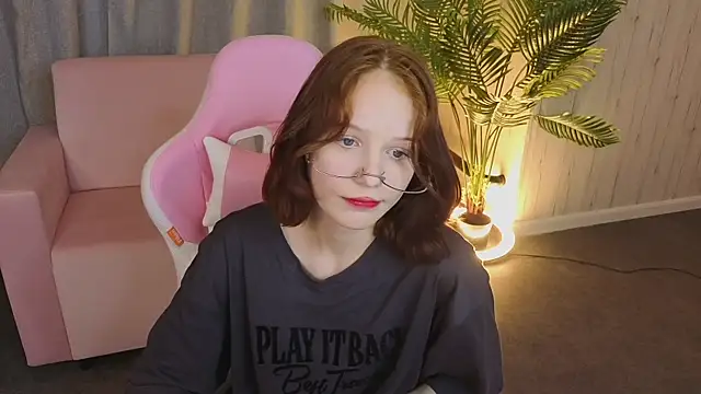 AliceJohansone webcam