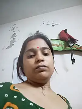 Trisha_71 webcam