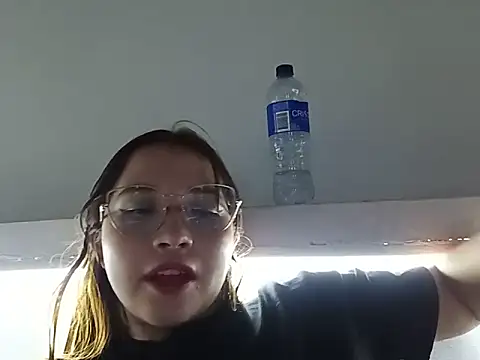 AliciaWhite_nt webcam